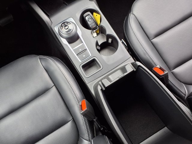 Certified 2024 Ford Escape Platinum AWD/4WD image 15