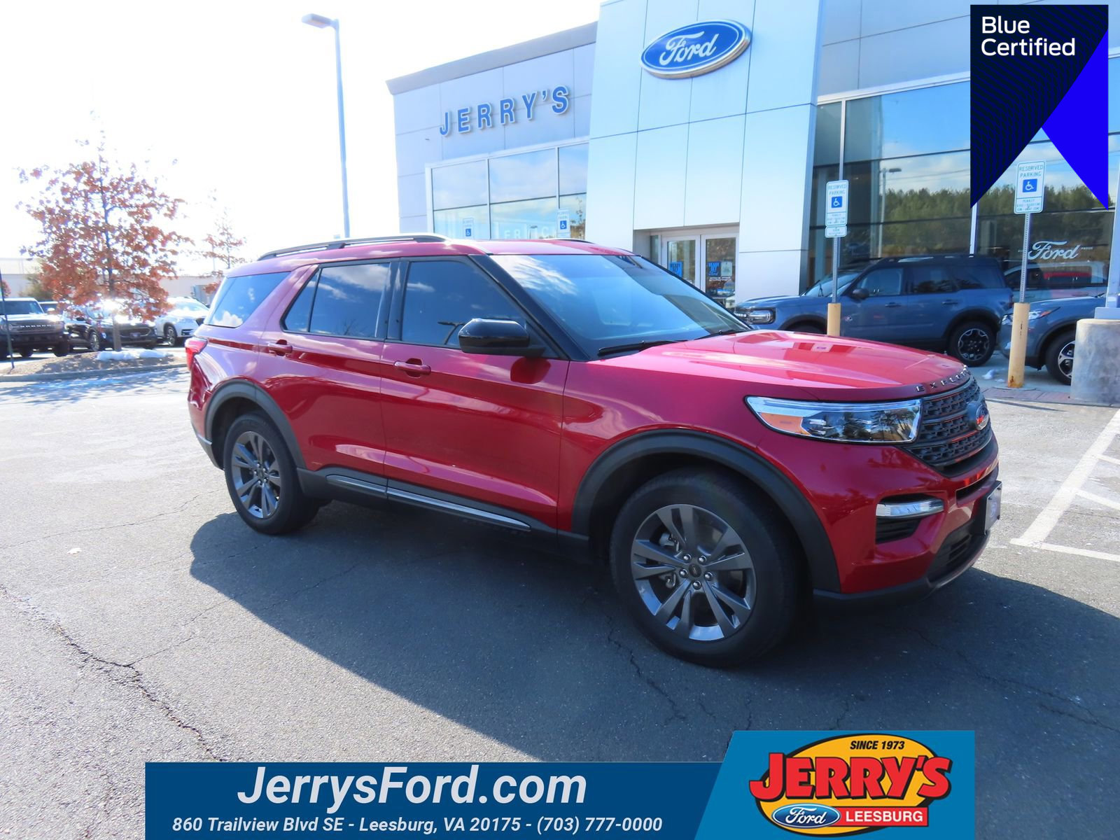 Certified 2024 Ford Explorer XLT w/ Equipment Group 202A image 1