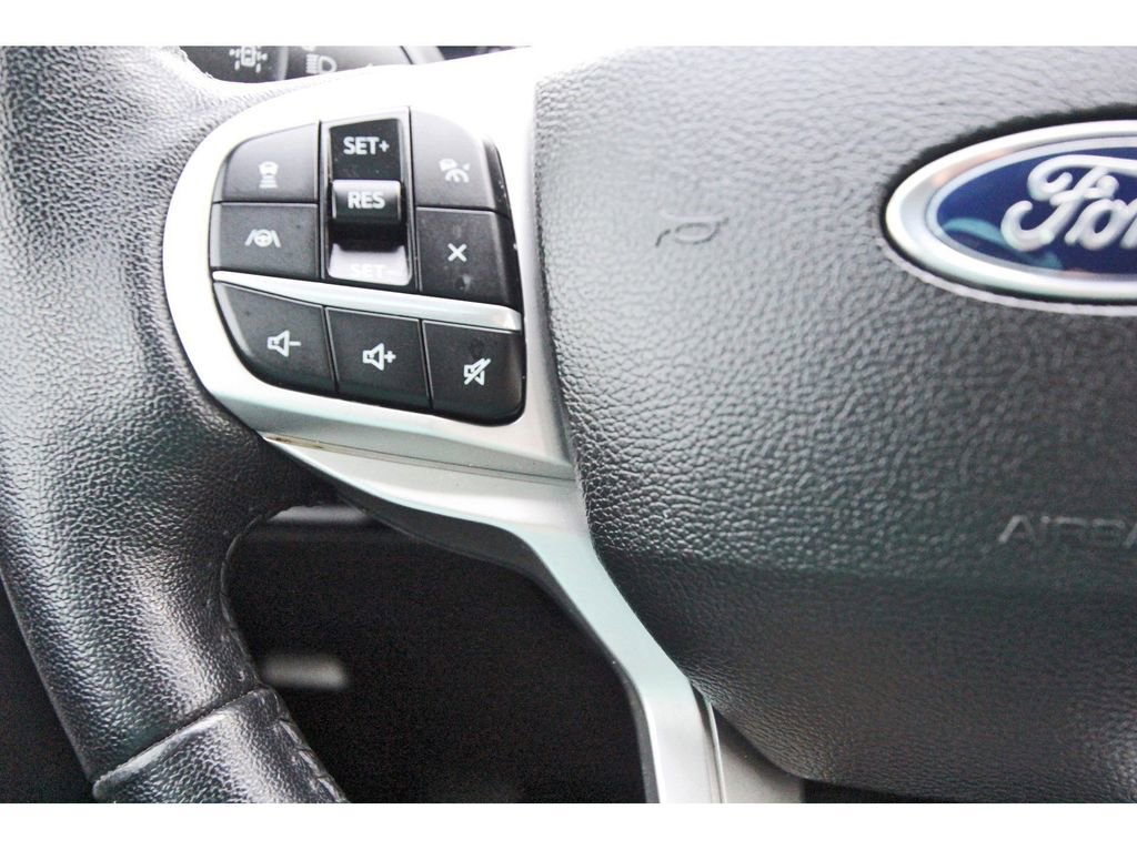 Certified 2023 Ford Explorer XLT w/ Equipment Group 202A AWD/4WD image 19