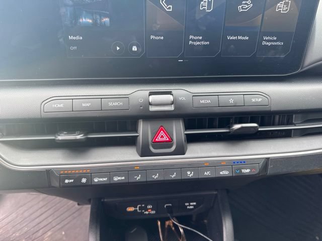 Used 2025 Kia K4 FWD image 45