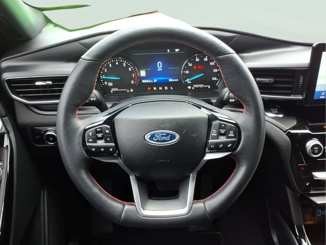 Certified 2024 Ford Explorer ST-Line w/ Class IV Trailer Tow Package AWD/4WD image 12