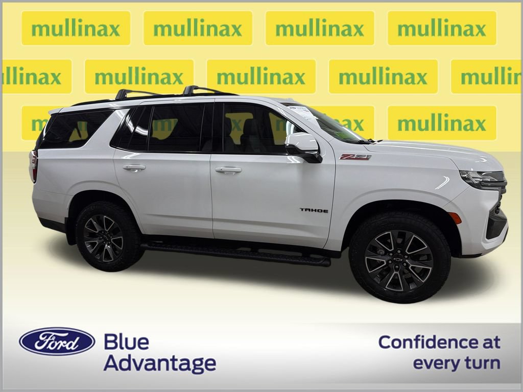 Used 2022 Chevrolet Tahoe Z71 w/ Luxury Package AWD/4WD image 2