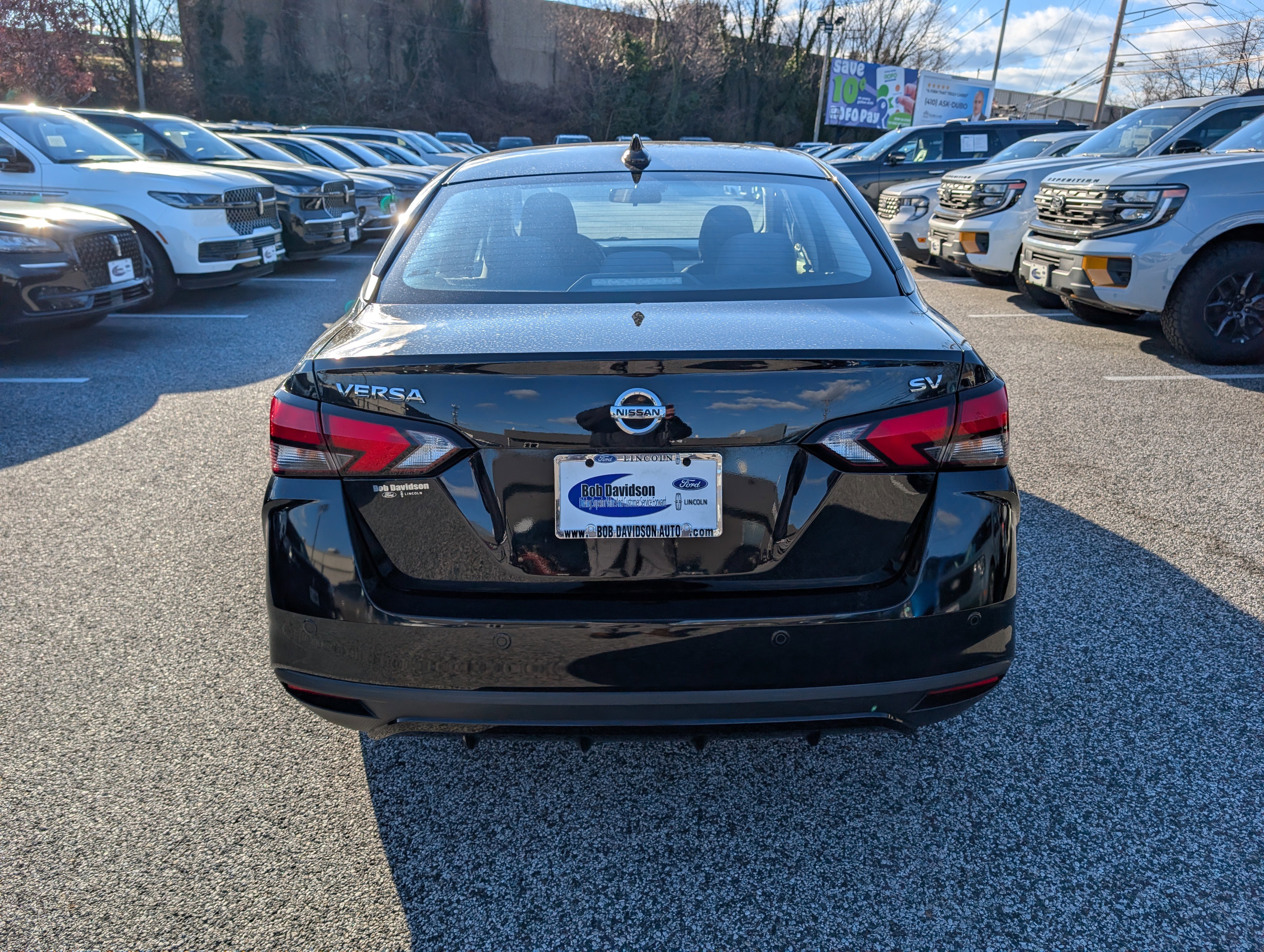 Used 2021 Nissan Versa SV image 6