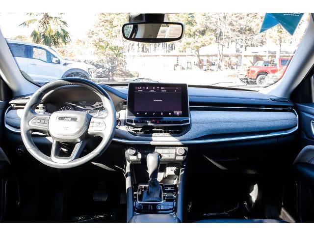 Used 2022 Jeep Compass Latitude image 13