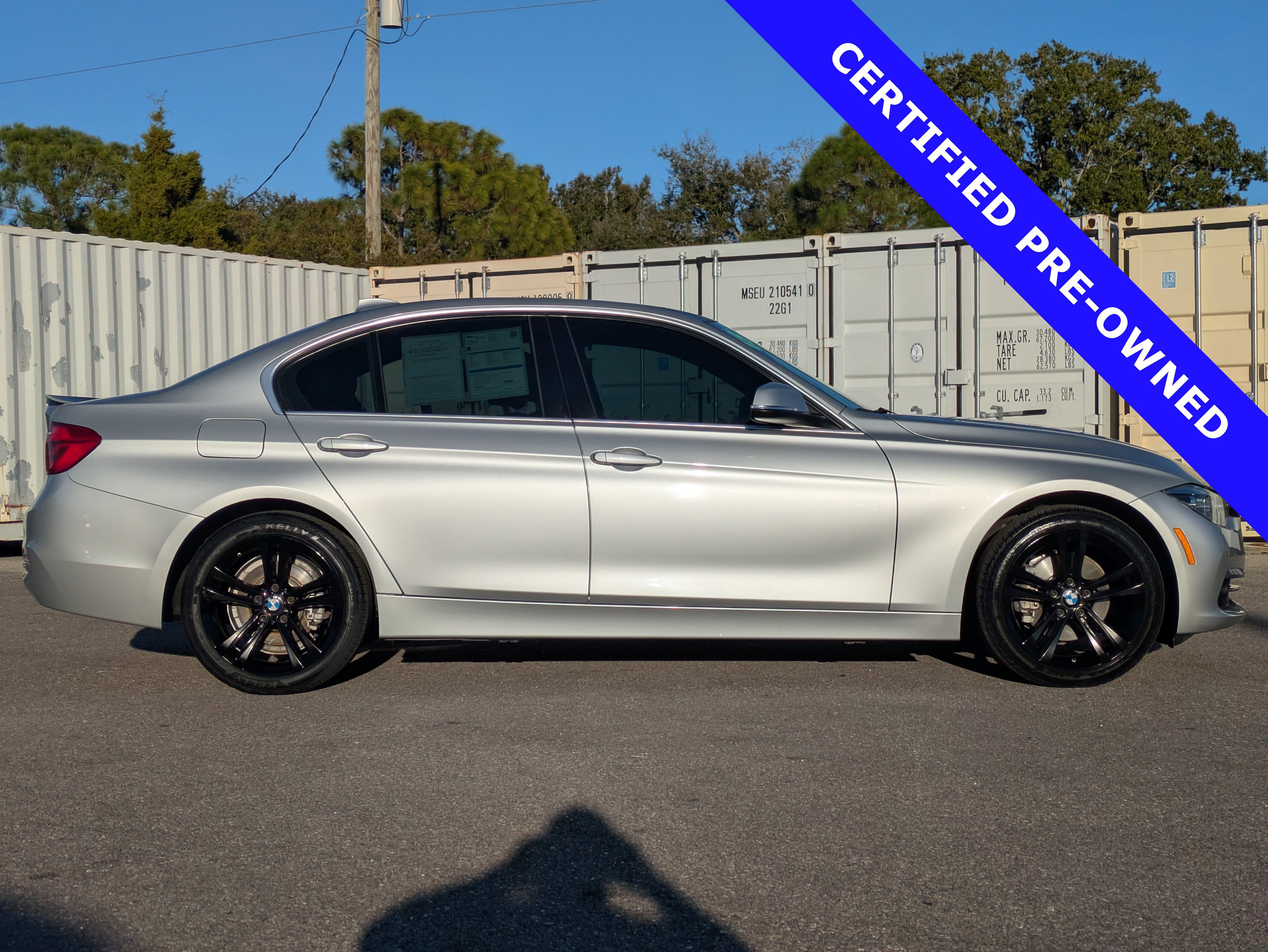 Used 2018 BMW 330i xDrive Sedan image 5