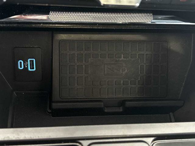 Certified 2022 Ford F150 Platinum w/ Equipment Group 701A High image 37