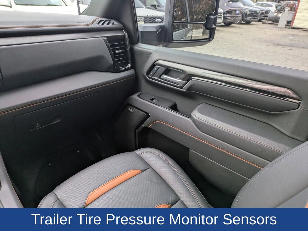 Used 2025 GMC Sierra 2500 AT4 w/ AT4 Premium Plus Package image 20