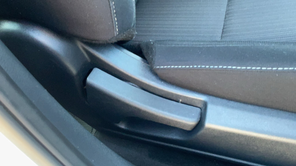 Used 2024 Nissan Sentra SV FWD image 33