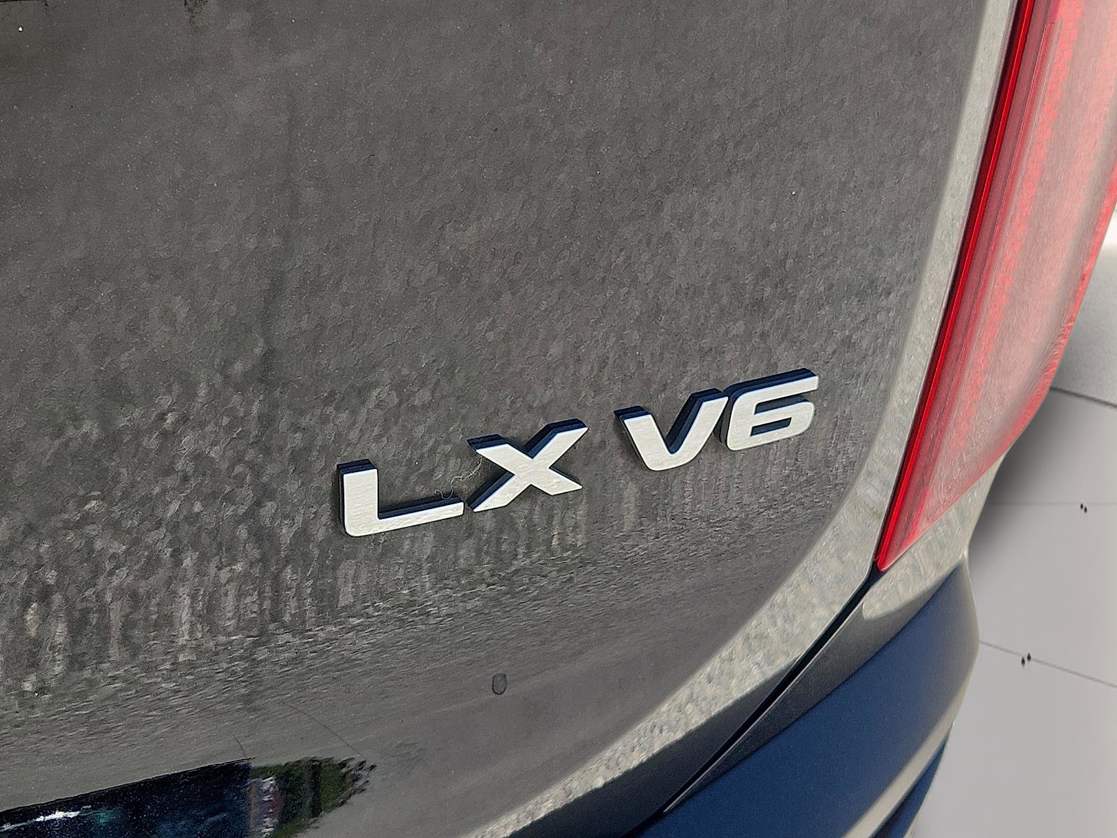 Used 2021 Kia Telluride LX AWD/4WD image 30