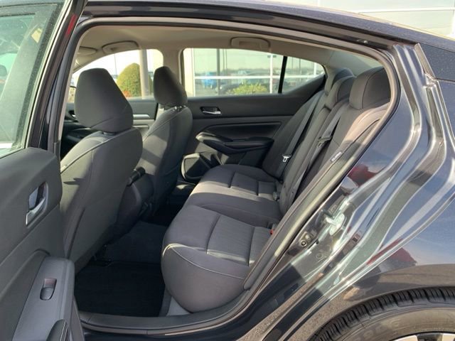 Used 2022 Nissan Altima 2.5 SV image 12