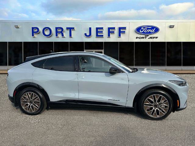 Certified 2024 Ford Mustang Mach-E Premium AWD/4WD image 4