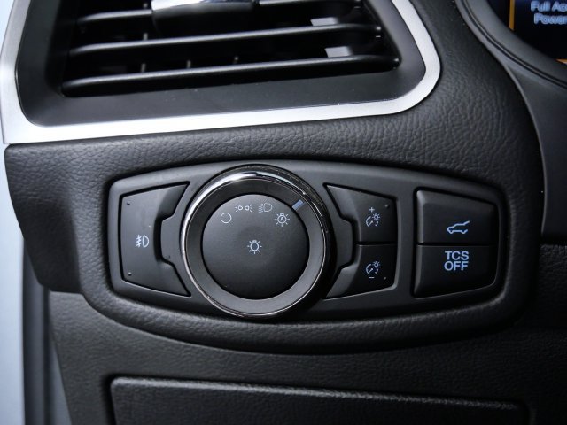 Certified 2024 Ford Edge ST-Line AWD/4WD image 23