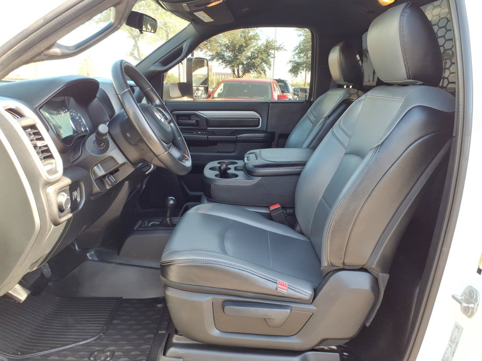 Used 2022 RAM 5500 Tradesman AWD/4WD image 15