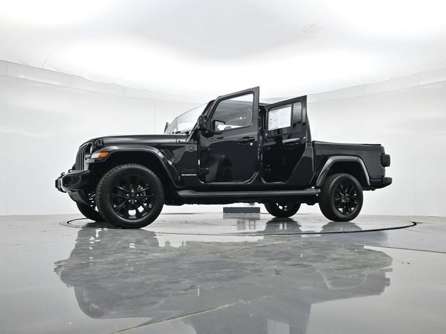 Used 2021 Jeep Gladiator Overland image 50