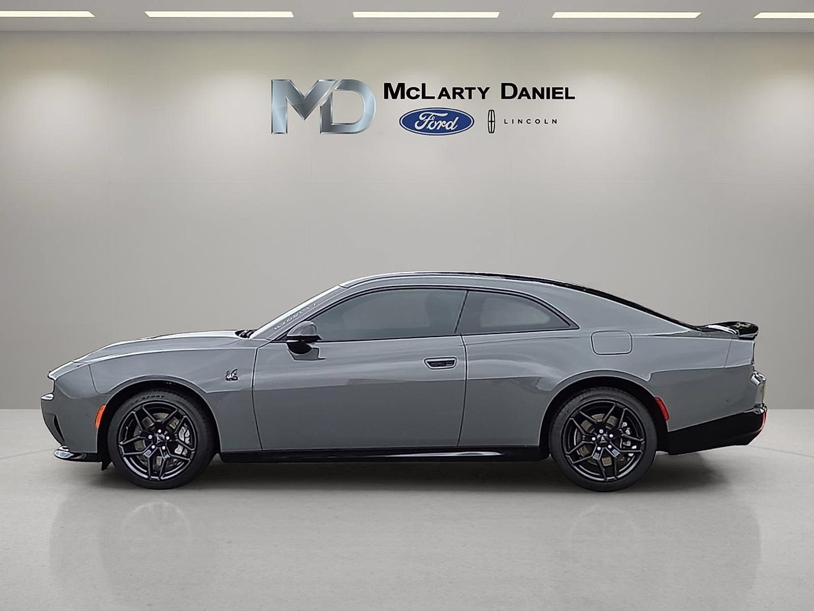Used 2026 Dodge Charger Scat Pack w/ Blacktop Package AWD/4WD image 3