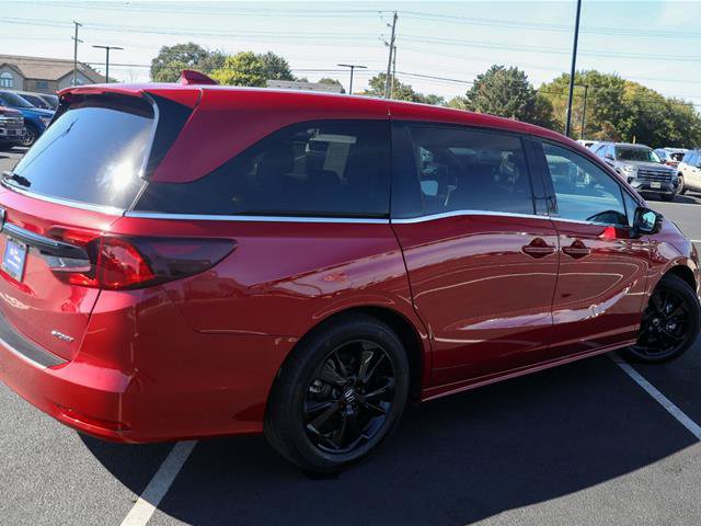 Used 2023 Honda Odyssey Sport image 4