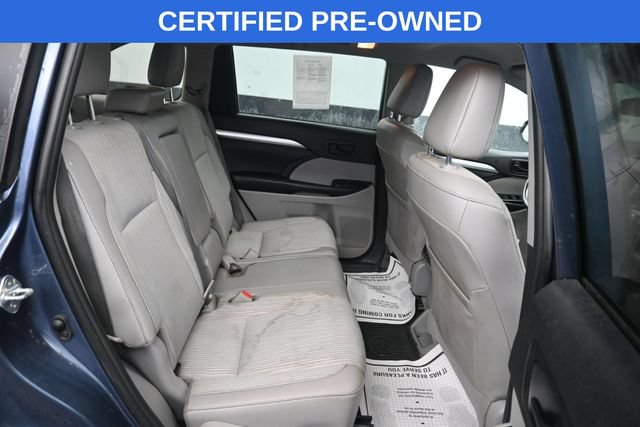 Used 2019 Toyota Highlander Plus AWD/4WD image 8