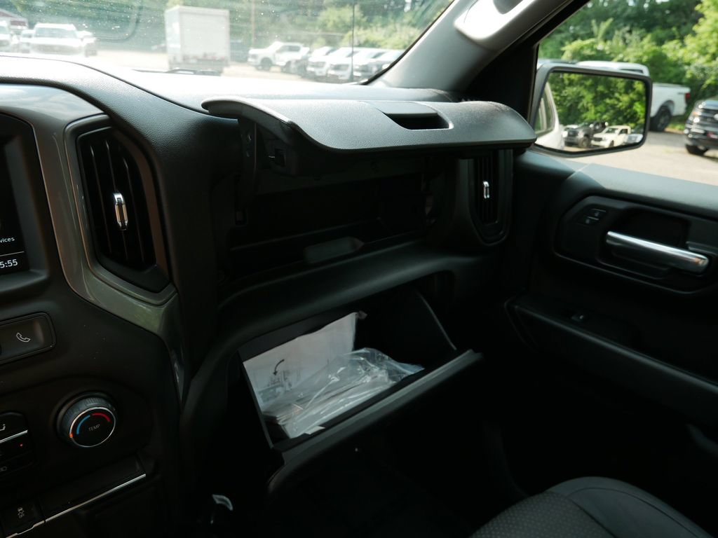 Used 2019 Chevrolet Silverado 1500 Custom w/ Custom Value Package AWD/4WD image 25