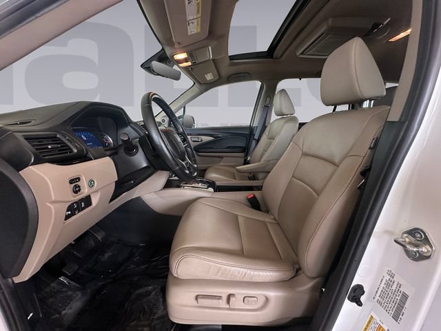 Used 2021 Honda Pilot Touring image 10