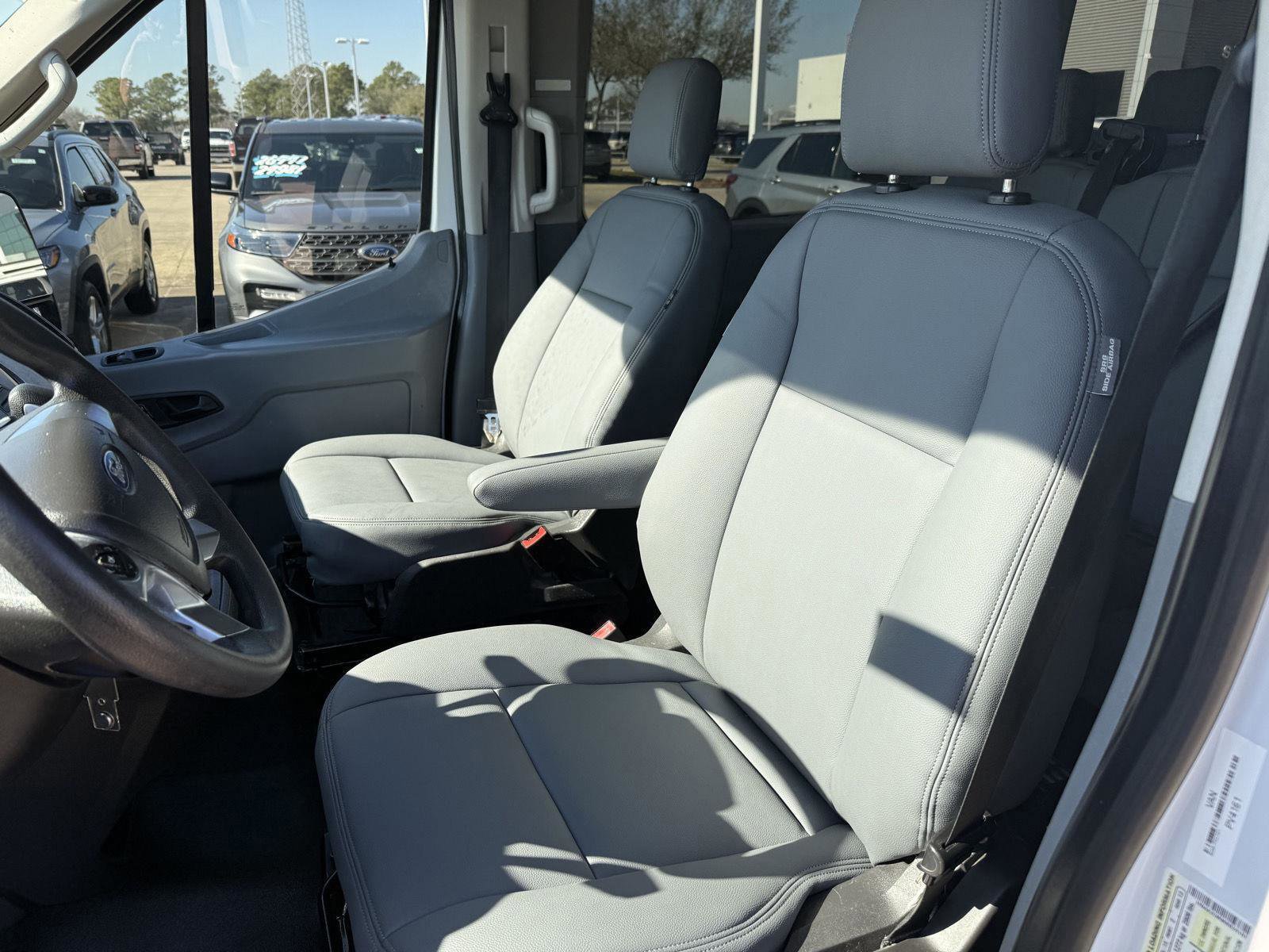 Certified 2019 Ford Transit 350 XL image 11