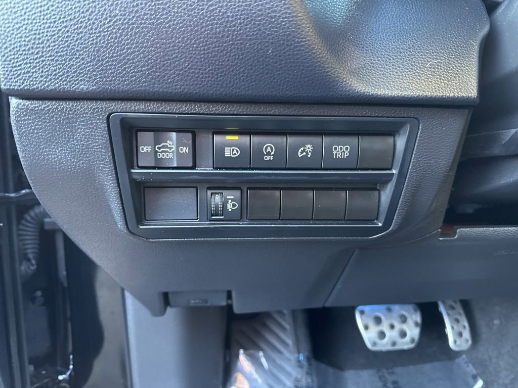 Used 2024 Toyota Tundra SR5 image 19