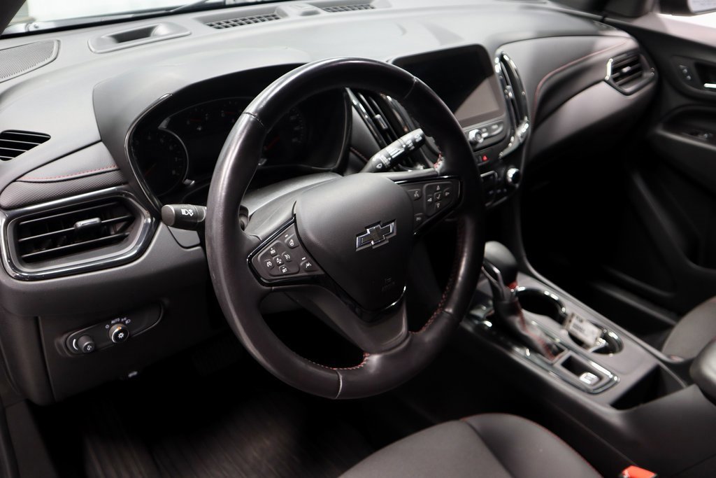 Used 2022 Chevrolet Equinox RS w/ Infotainment Package image 25