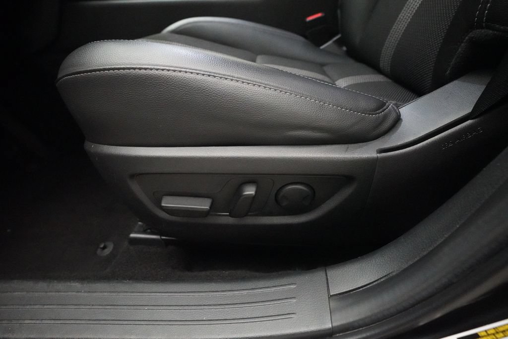 Used 2025 MAZDA CX-50 AWD 2.5 S w/ Preferred Package image 29