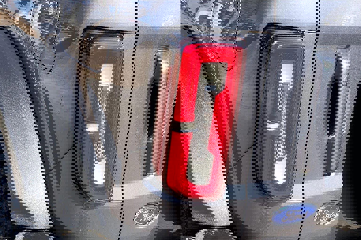 Certified 2023 Ford Bronco Outer Banks w/ Sasquatch Package image 28