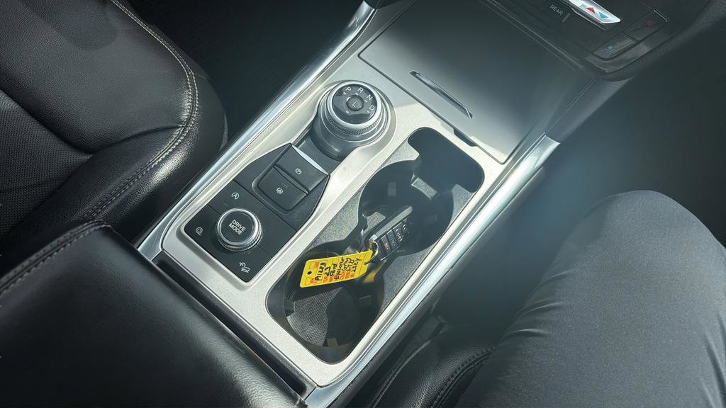 Certified 2023 Ford Explorer Limited w/ Limited Technology Package AWD/4WD image 29