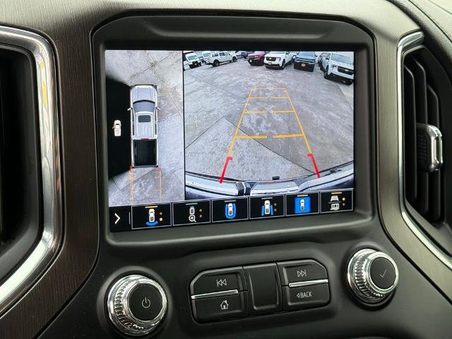 Used 2022 GMC Sierra 1500 AT4 w/ AT4 Premium Package image 10