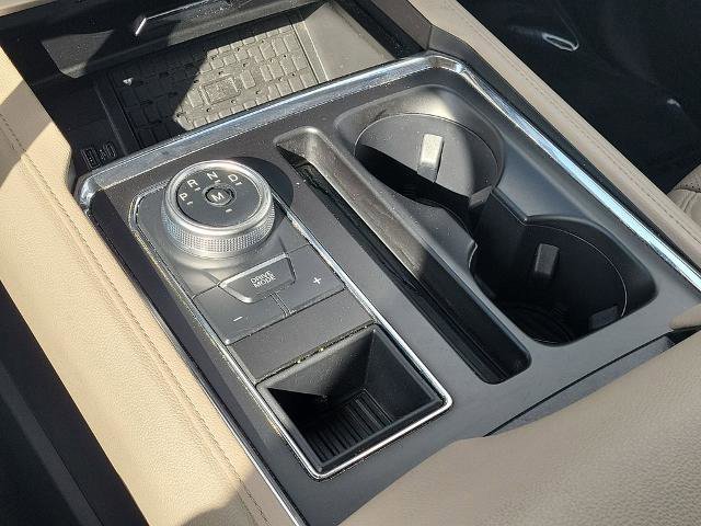 Certified 2023 Ford Expedition XLT RWD image 23