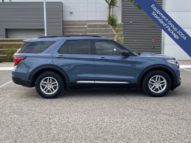 Certified 2025 Ford Explorer Active AWD/4WD image 9