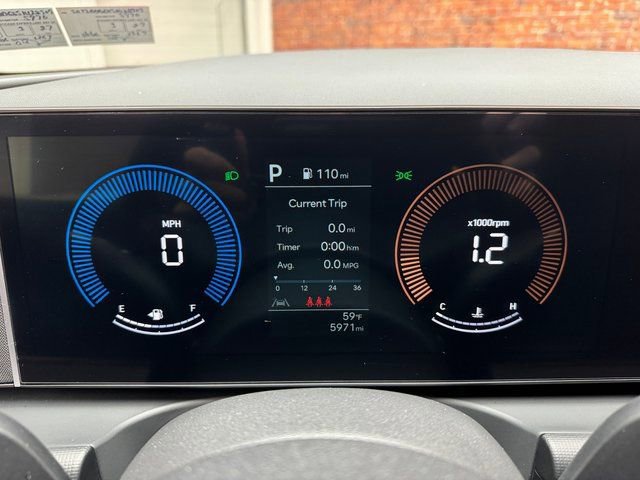 Used 2025 Hyundai Santa Cruz SEL image 16