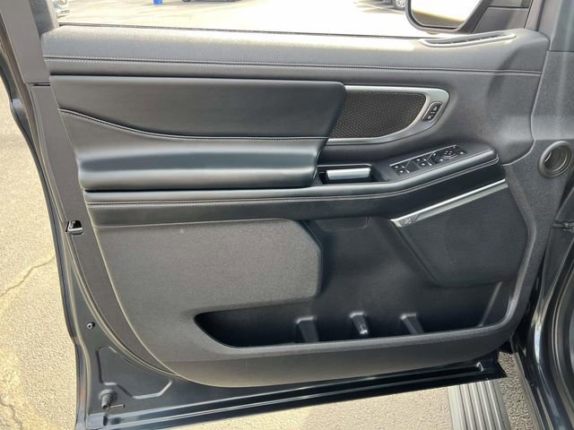 Certified 2025 Ford Expedition Platinum w/ Stealth Appearance Package image 13