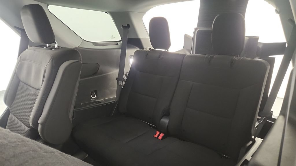 Certified 2024 Ford Explorer XLT AWD/4WD image 30