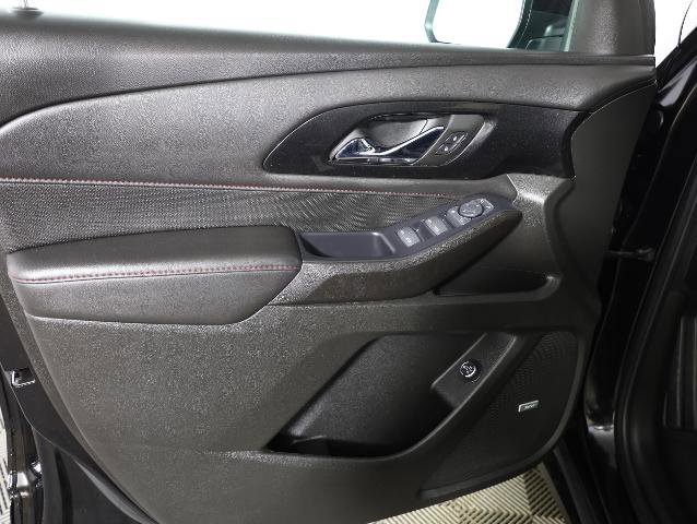Used 2022 Chevrolet Traverse RS image 30