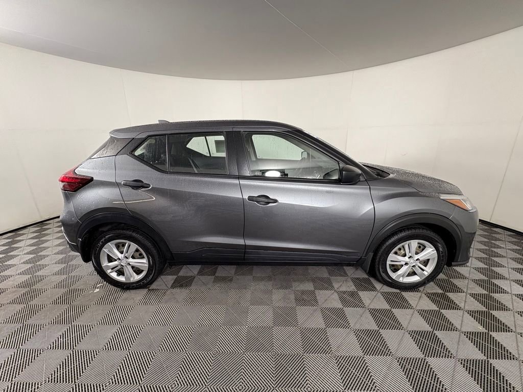 Used 2023 Nissan Kicks S image 6