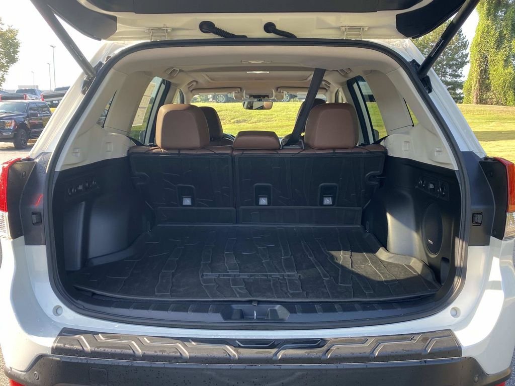 Used 2021 Subaru Forester Touring AWD/4WD image 7