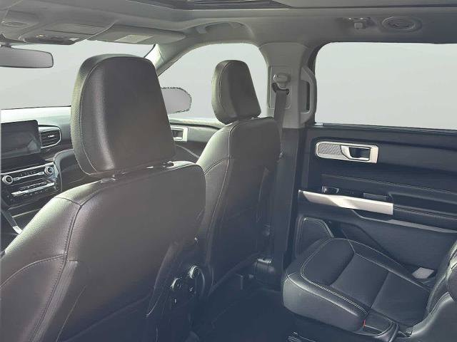 Certified 2023 Ford Explorer Limited AWD/4WD image 31