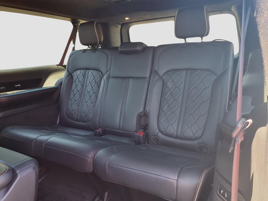 Used 2023 Jeep Grand Wagoneer L Series III w/ Rear Seat Video Group 1 AWD/4WD image 27