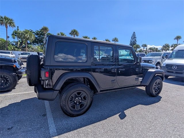 Used 2020 Jeep Wrangler Unlimited Sport image 4