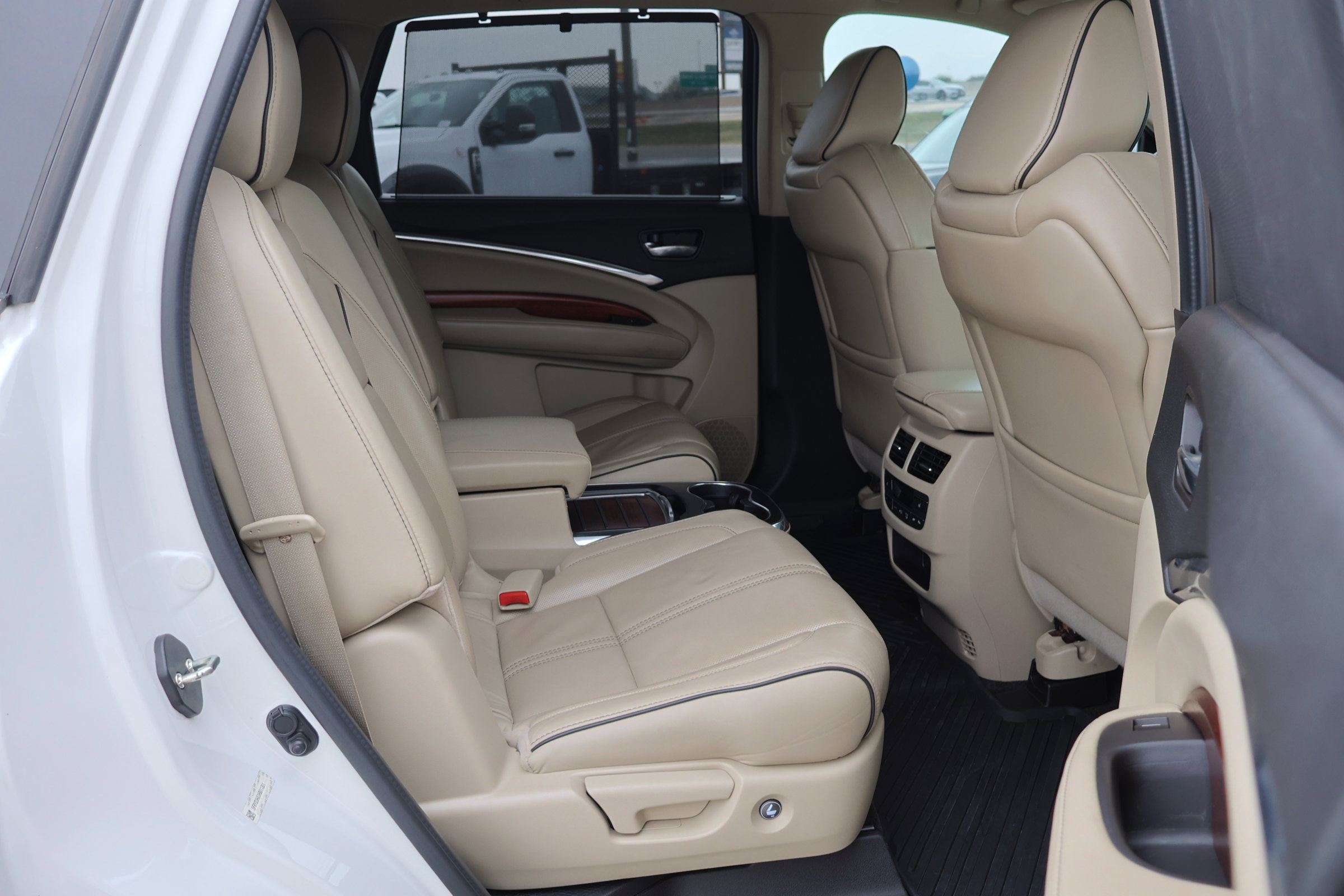 Used 2017 Acura MDX FWD w/ Advance Package image 39