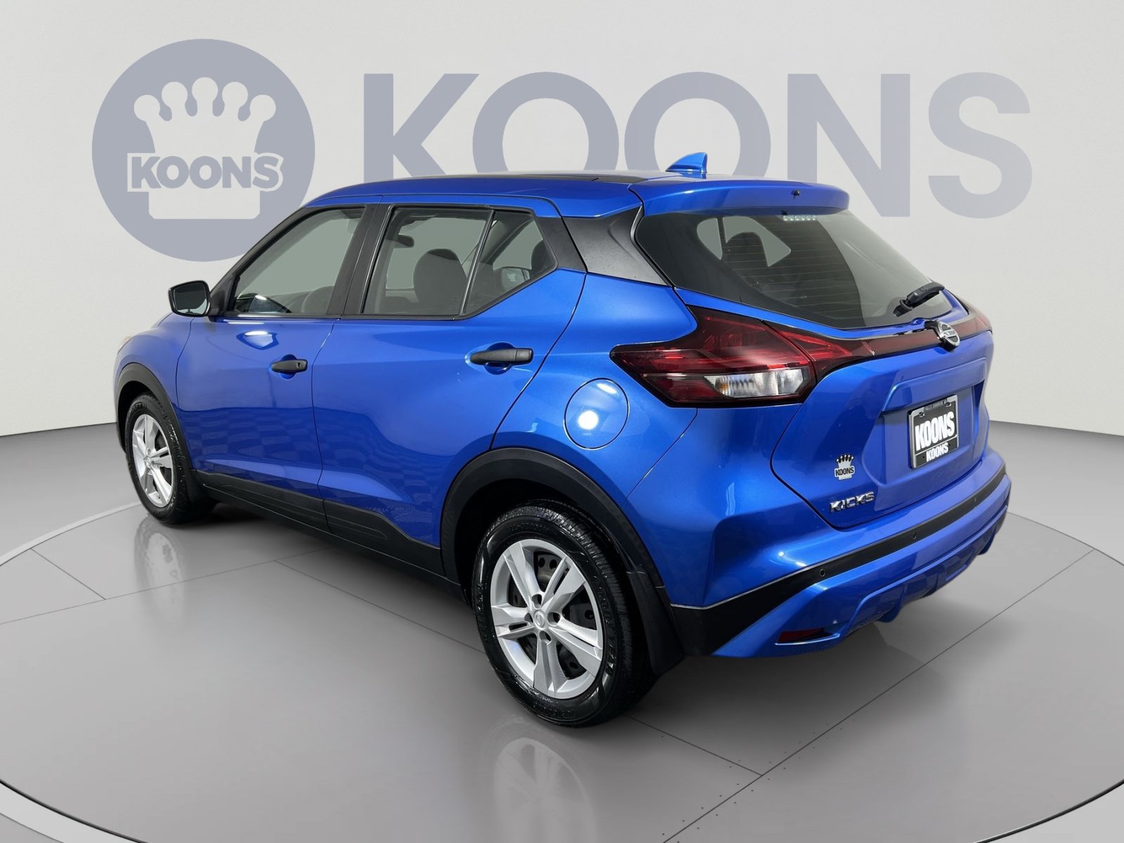 Used 2021 Nissan Kicks S FWD image 8