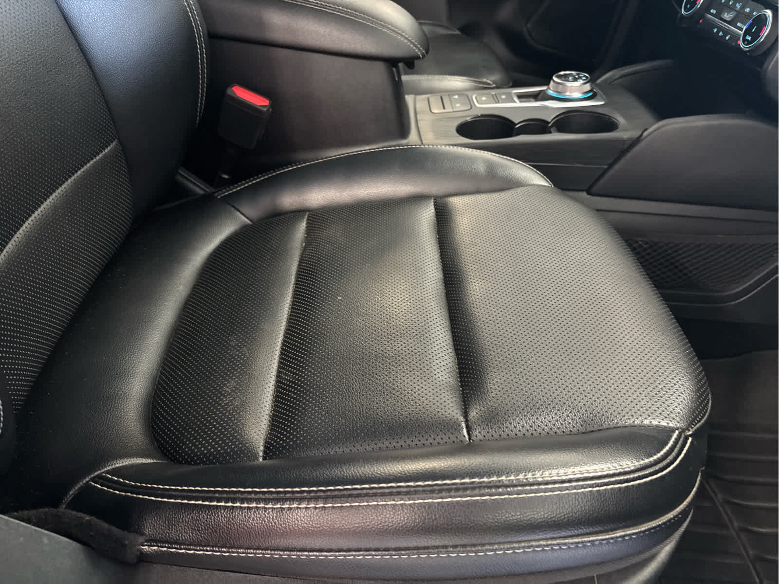 Certified 2022 Ford Escape SEL w/ Technology Package AWD/4WD image 47