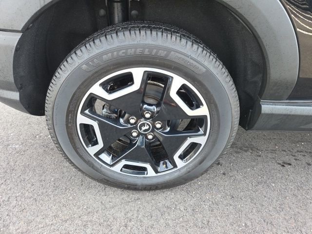 Certified 2022 Ford Bronco Sport Outer Banks w/ Tech Package image 11