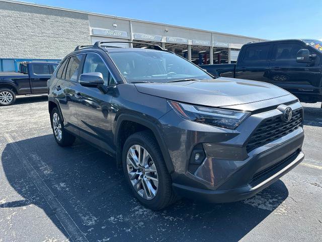 Used 2025 Toyota RAV4 XLE Premium FWD image 3