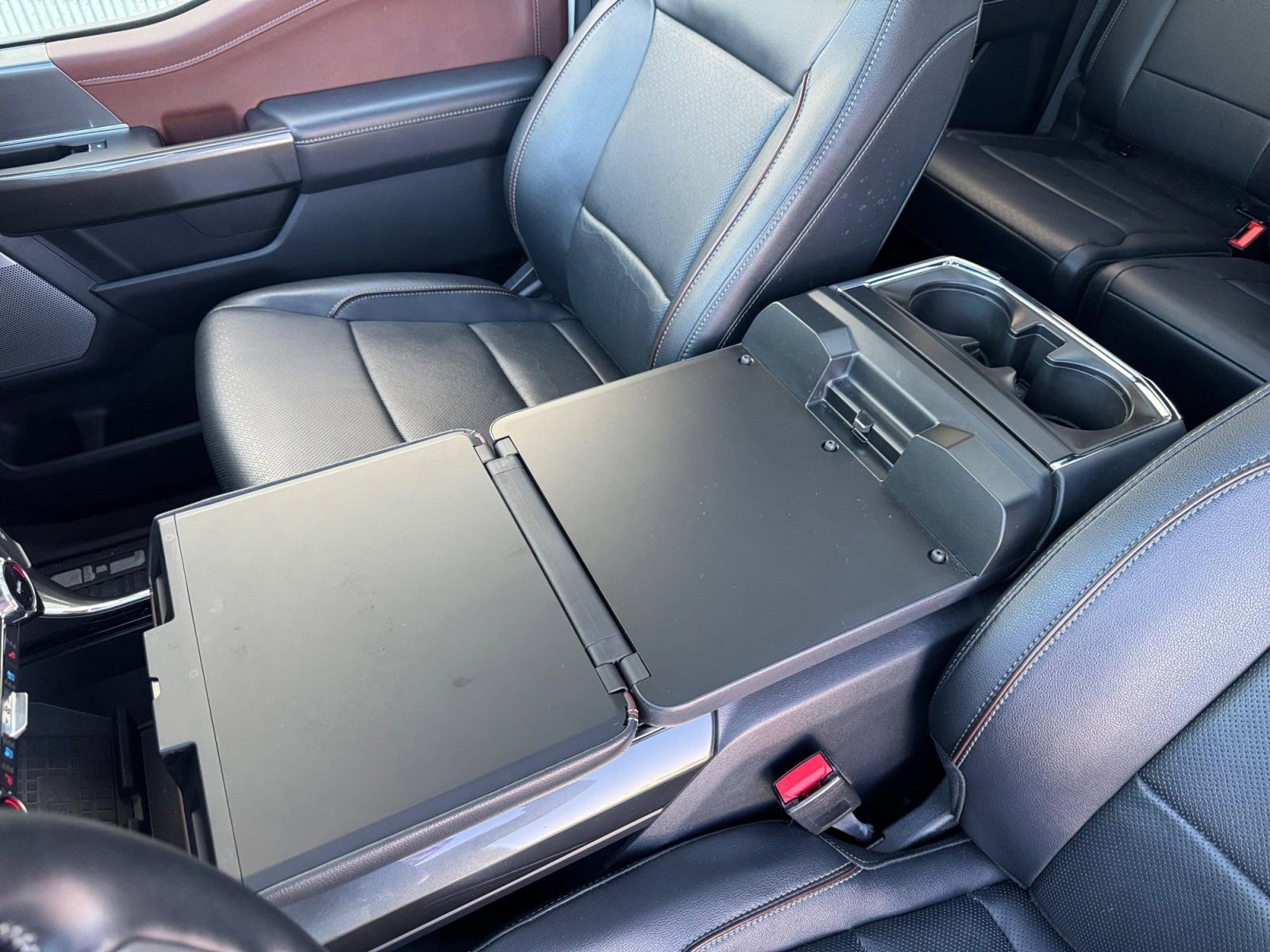 Certified 2022 Ford F150 Lariat w/ Equipment Group 502A High image 25