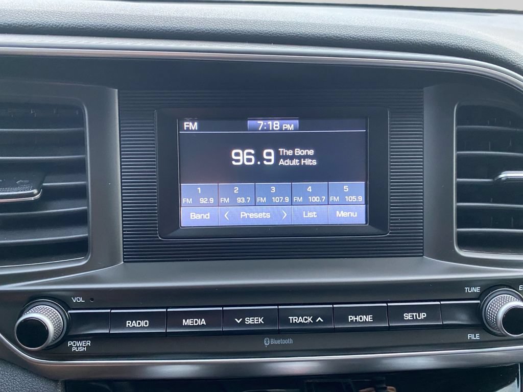 Used 2019 Hyundai Elantra SE w/ Cargo Package FWD image 29