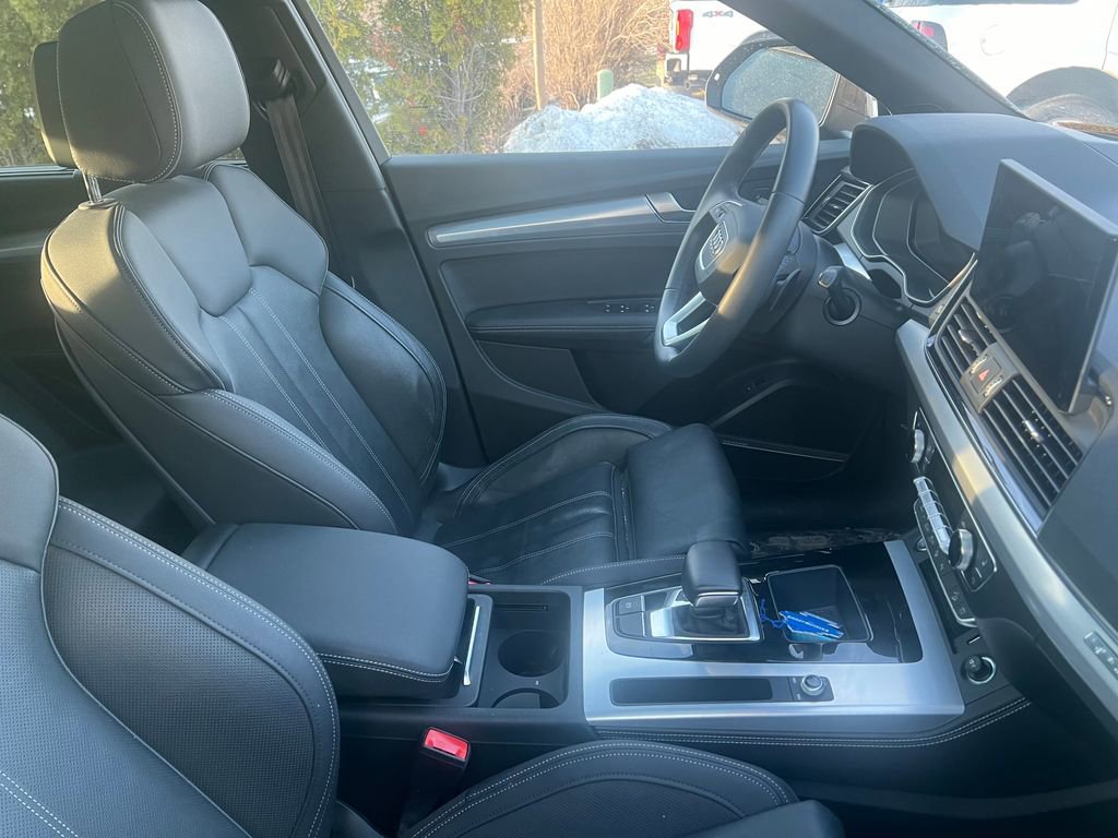 Used 2022 Audi Q5 2.0T Prestige w/ Prestige Package image 5