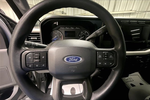 Certified 2023 Ford F250 XLT AWD/4WD image 9